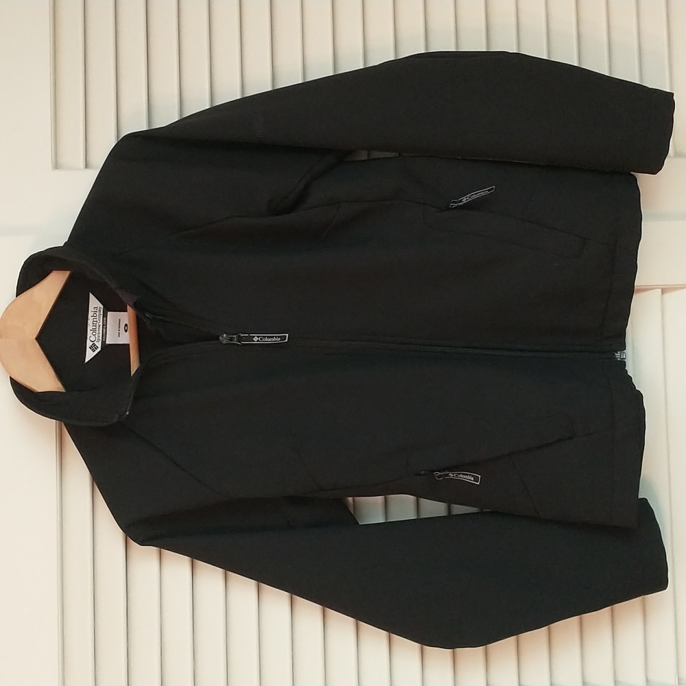 Columbia jacket, Black, Women's Size Medium, Camping, Hiking, Outdoor‎